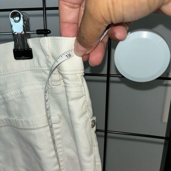 Ann Taylor Loft modern straight white jeans EUC - Picture 8 of 9